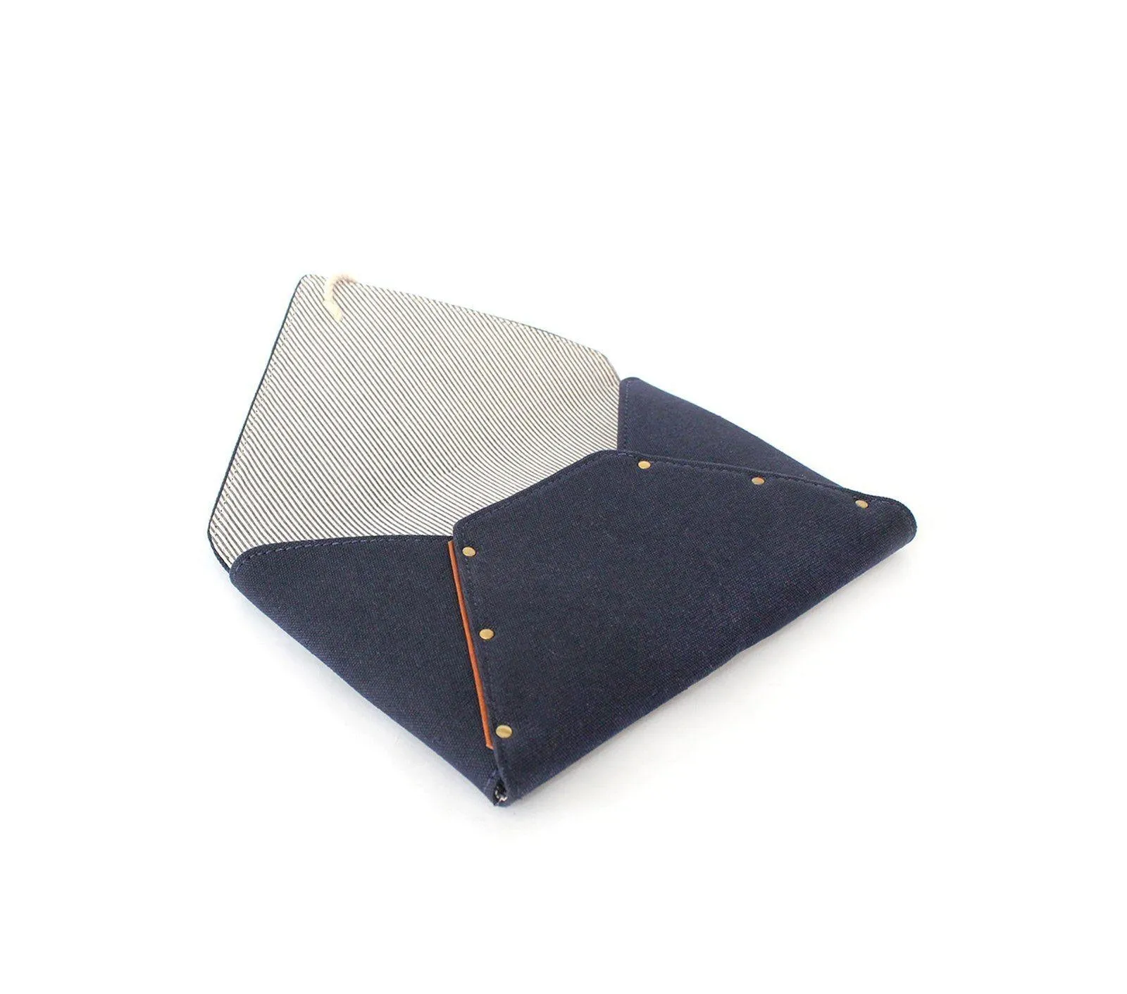 ENVELOPE CLUTCH