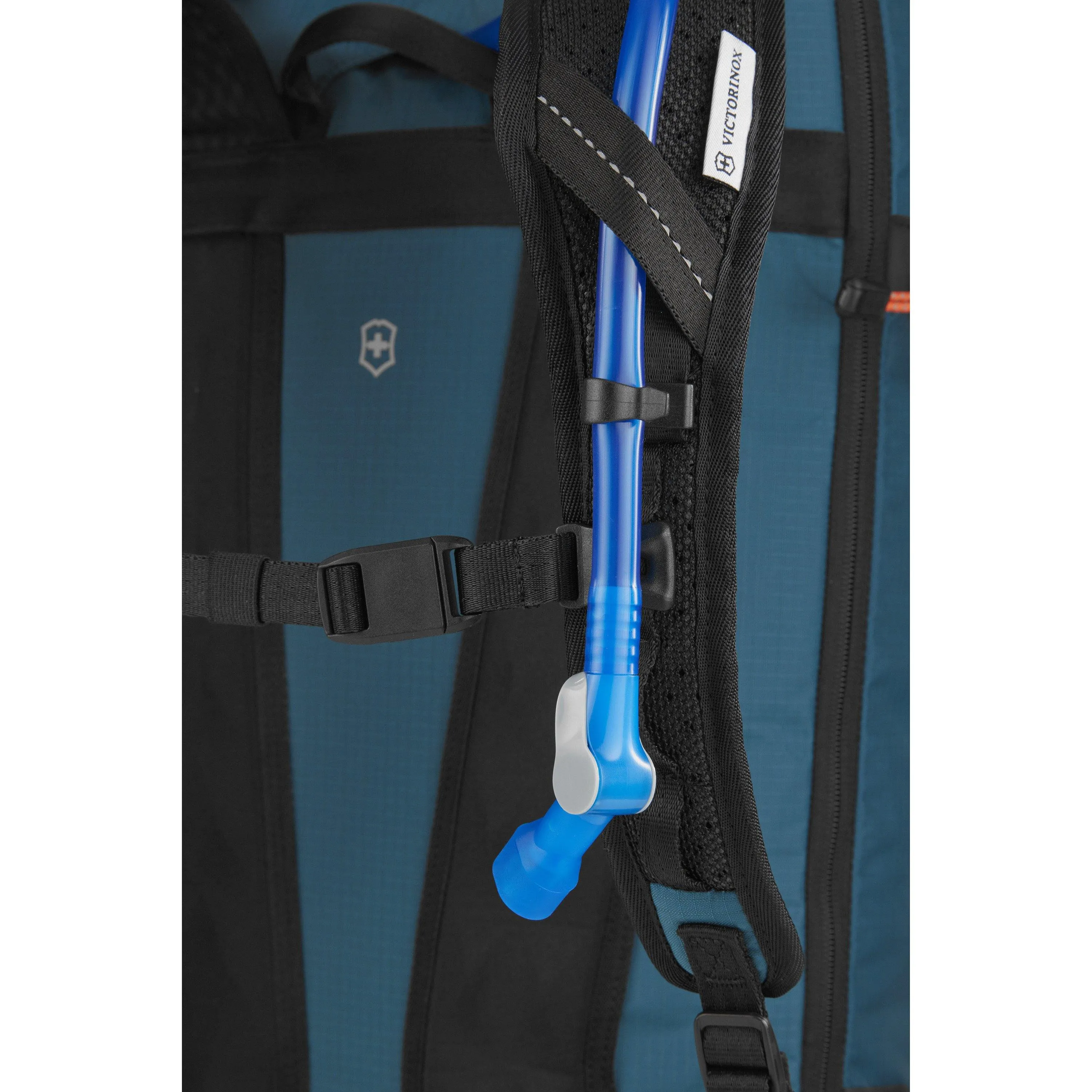 Victorinox Luggage Altmont 3.0 Slimline Vertical Laptop Tote
